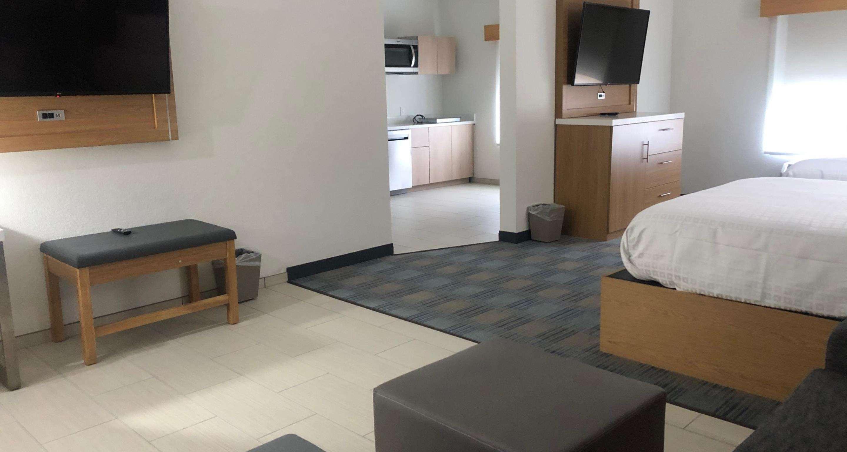 Best Western Plus Coralville Hotel Exterior foto