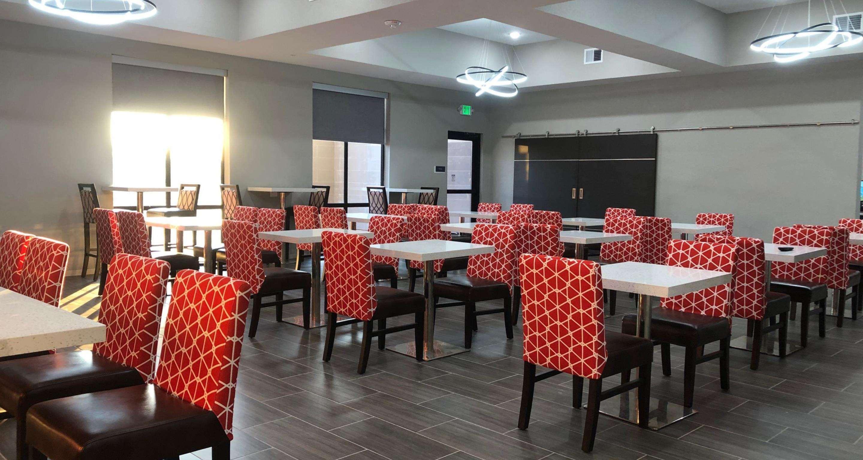 Best Western Plus Coralville Hotel Exterior foto