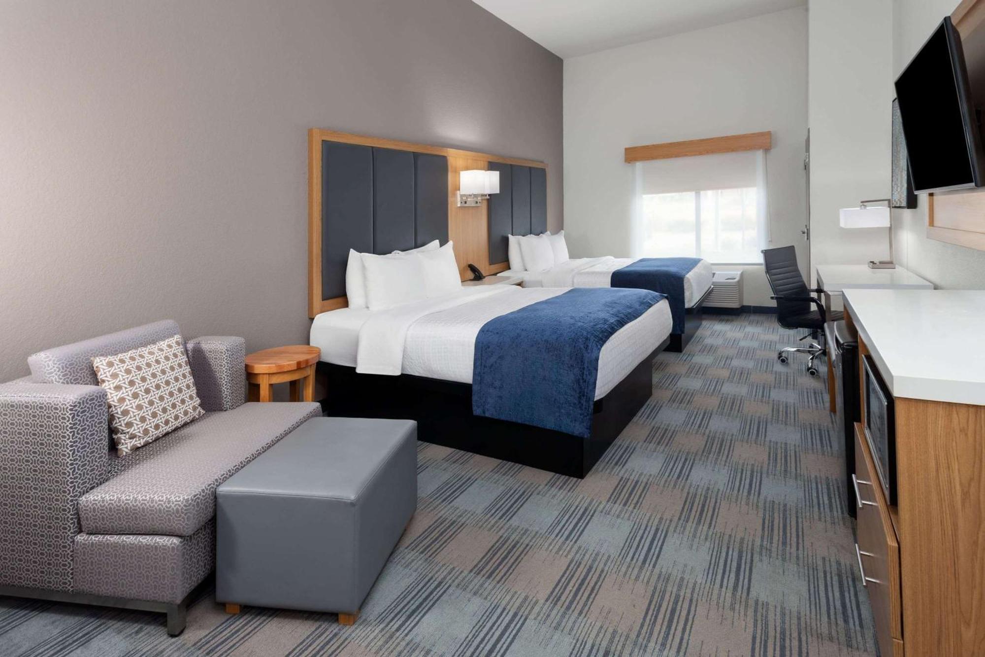 Best Western Plus Coralville Hotel Exterior foto