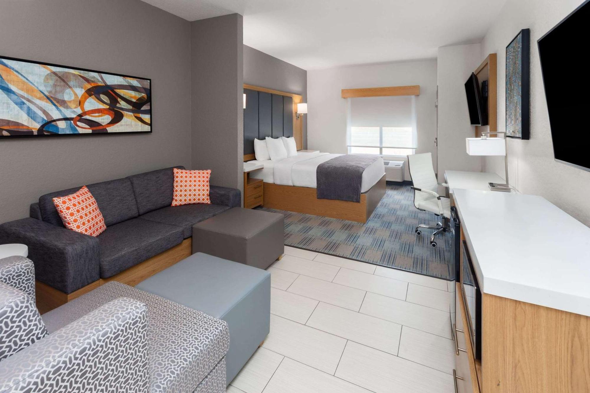 Best Western Plus Coralville Hotel Exterior foto